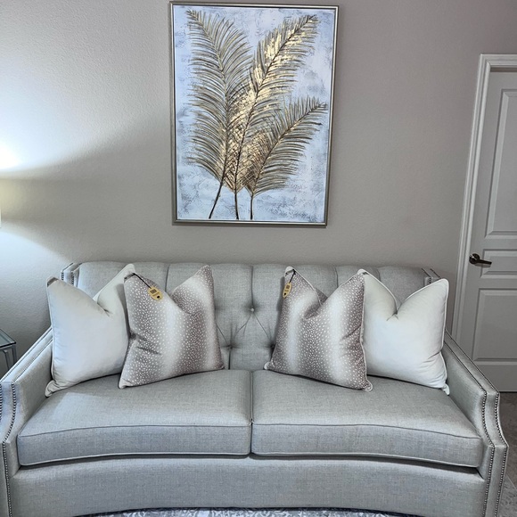 1-NWT CALLISTO HOME DECORATIVE PILLOW - Picture 12 of 16